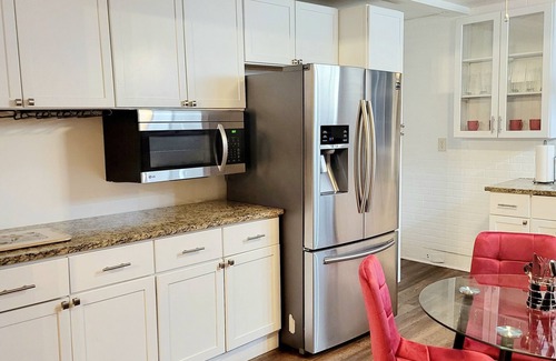 Newnan Casa | Luxury Playland of Newnan- Arcade Game/PETS & LONGER TERM STAYS WELCOMED!