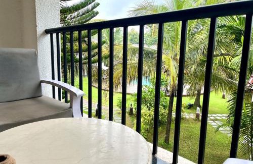 Siolim Apartamento | Luxury Pool Side Studio With Private Balcony
