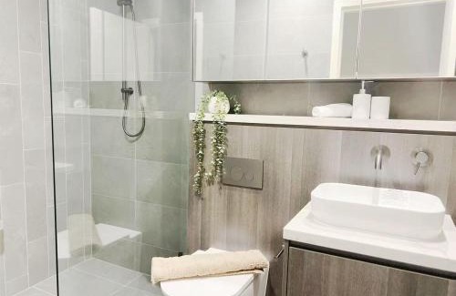 Lidcombe Apartamento | Luxury Poolside 2 bedroom Apt in Olympic park