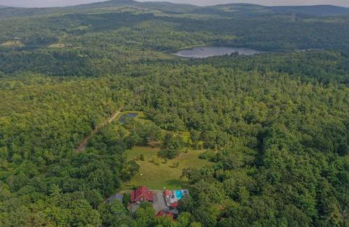 Bucksport Casa | Luxury Poolside Suite with Views + Private Hot Tub