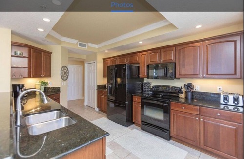 Bridgeport Heights Condominio | Luxury Premier Oceanfront Condo Unit