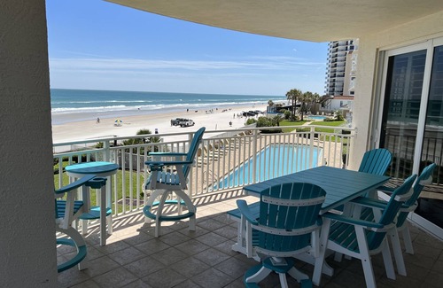 Bridgeport Heights Condominio | Luxury Premier Oceanfront Condo Unit
