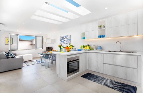 Liparlati Casa | Luxury Private House With Sea View, ideal for families or couples