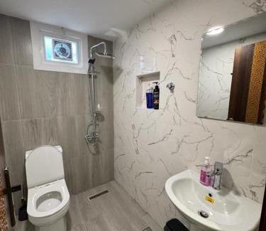 Abu Dhabi Casa | Luxury Private Room near airport