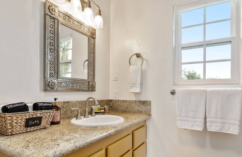 Paso Robles Casa | Luxury Private Vineyard Ranch /hot Tub/bocce Ball