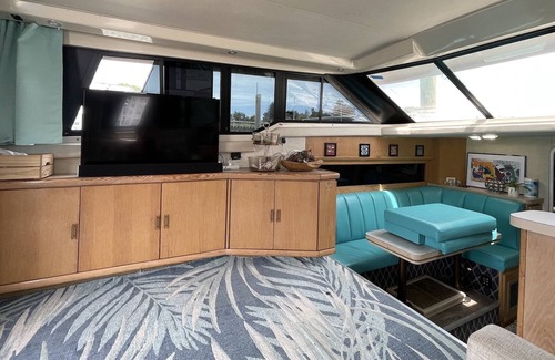 New Rochelle Alquiler De Eote | Luxury Private Yacht as Boathouse