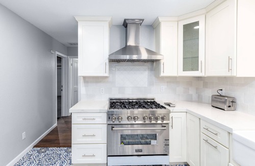 Noddin Casa | Luxury remodeled home in the heart of Los Gatos - Home Away from Home!