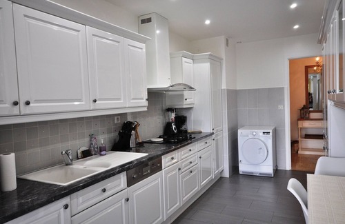Lazaret Apartamento | Residencia de lujo, playa, parque, vista al mar, terraza, paz, aire. cond, grande 1-bedr aparte