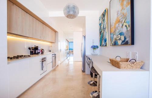 Alta Vista Casa | Luxury Resort Living on 9th Floor in Romantic Zone