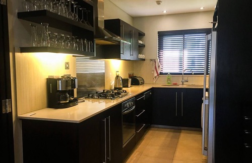Grand River South East Apartamento | Cosy 2 bedroom Villa with Pool and Private Beach Access