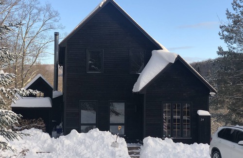 West Dover Chalet De Esquí | Luxury Retreat in Mount Snow, VT