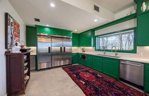 Krugerville Complejo | Luxury Retreat on 3.16 Acres in the Heart of Texas Horse Country
