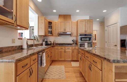 McCall Casa | Luxury Retreat w/ Guest House on Secluded Pond w/ TOYS - Kayaks, SUP's, & Canoe | EV Charger