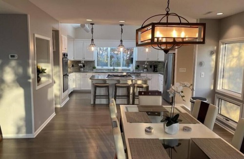 Graysville Casa | Luxury retreat with panoramic views at Mount Sinai Manor!