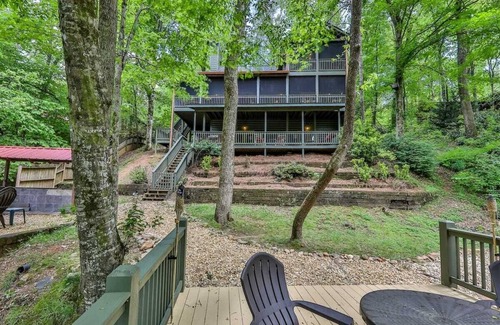 Ellijay Cabina | Luxury River Oasis -3 Master Suites - 3 Fireplaces Hot Tub! 195/Night
