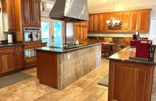 Hatch Cabina | LUXURY RIVERFRONT RETREAT: PET FRIENDLY: BRYCE / ZION, RAFTING, FISHING, HIKING