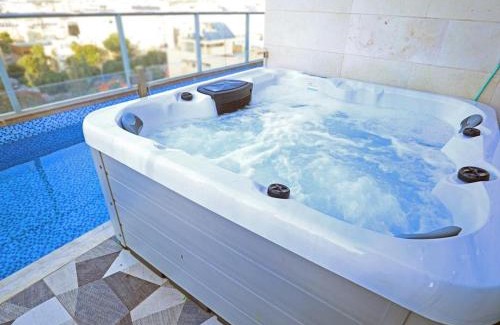 Netanya Apartamento | Luxury Rooftop Apartment in Netanya