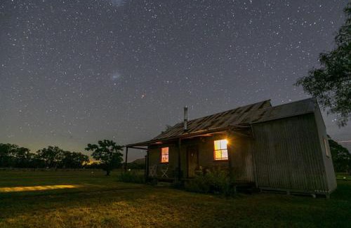 Broke Casa | Luxury Rustic Cottage in Hunter Valley