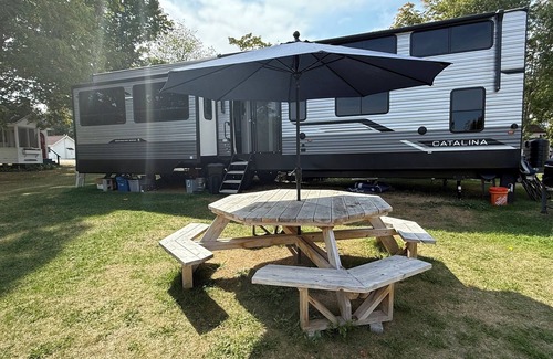 Bar Harbor Casa | Luxury RV at Eden Village Bar Harbor. Located 6 Minutes from Acadia National Park. Only 12 minutes to Downtown.