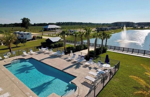 Foley Alquiler De RV | Luxury RV Lot in Grand Riviera Resort in Foley, AL