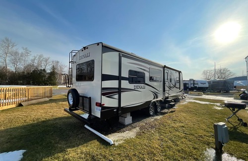 Keswick Casa | Luxury RV On Lake Simcoe in Keswick south