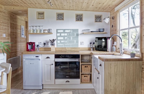 Chysauster Cabina | Cabina Scandi de lujo en una colina, con impresionantes vistas de Cornualles> CERCA DE ST IVES