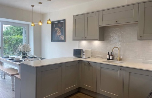 Gatehouse-of-Fleet Casa | Luxury Scottish Hot Tub Getaway