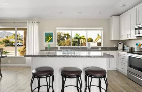 Southwest Village Casa | Luxury Scottsdale Home, walk to Old Town
