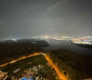 Pantai Indah Kapuk Apartamento | Luxury Sea View 1BR Oakwood Gold Coast PIK