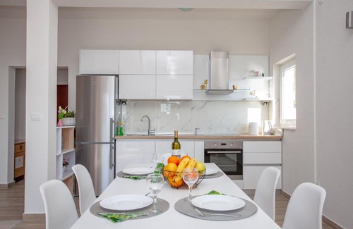 Jesenice Apartamento | Luxury Sea View Apartment