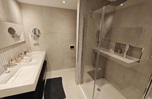 Nueva Milla de Oro Apartamento | Luxury Sea View Oasis EHHouse