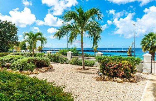 Playa Apartamento | Luxury Seafront 4p large ground floor apartment