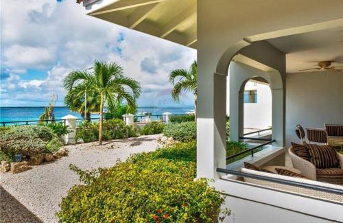 Playa Apartamento | Luxury Seafront 4p large ground floor apartment