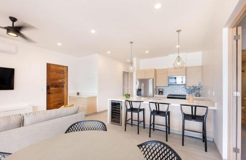 Cerritos Casa | Luxury Seafront Residence in Boutique Development