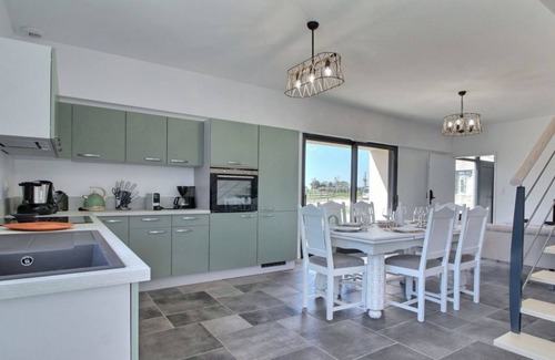 Plonevez-Porzay Casa | Luxury cottage by the sea with cinema room, sauna and outdoor spa