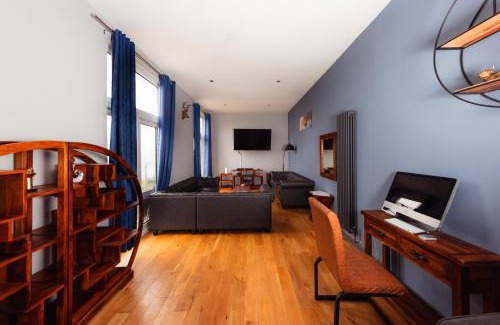Isle of Skye Casa | Luxury Seaview Cottage by Fairy Pools 2