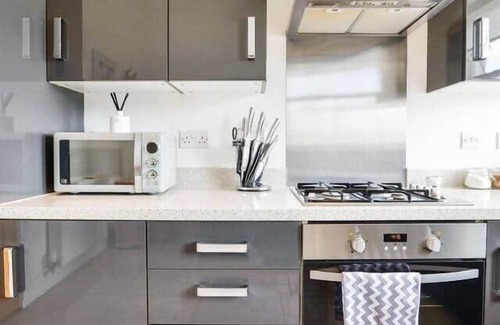 Kirkcaldy Apartamento | Luxury Seaview Gated Penthouse- Near Edinburgh.