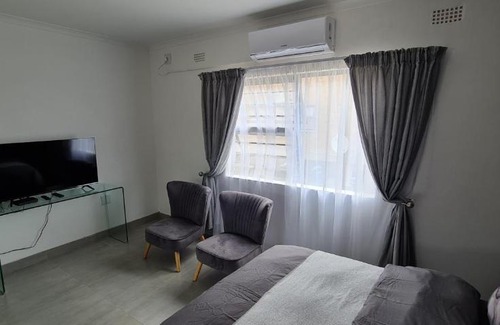 Umtata Apartamento | Luxury Self-Catering Bachelor Apartment