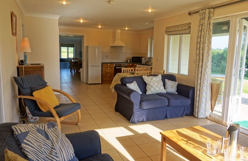 Yarmouth Casa | Bungalow de lujo de nivel básico con cocina en una pradera, cerca de la costa y el campo