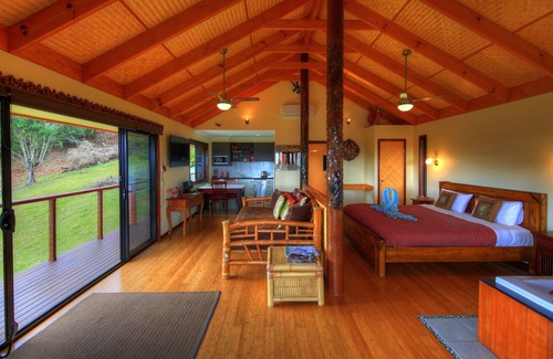 Balmoral Ridge Casa | Villa independiente de lujo con cama king, spa doble, chimenea y cocina.