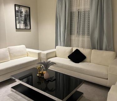 Al Ulaya Apartamento | Luxury self-entry شقة فخامة العليا - دخول ذاتي