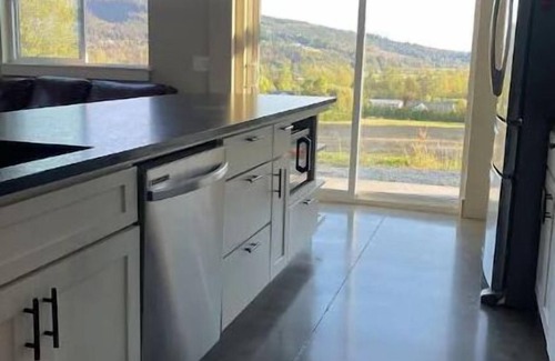 Mount Vernon Apartamento | Luxury shome, views above Skagit Valley- EV charge