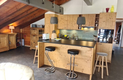 Nendaz Apartamento | Luxury Ski-in/ Ski-out Apartment, 50m to Ski Station and Close to Town Centre