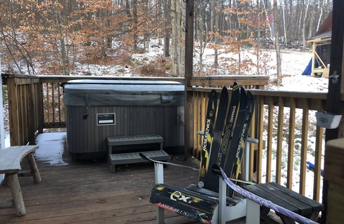 Ludlow Casa | Luxury Ski Town House... 3 Floors...Slopeside 2200 Square Feet