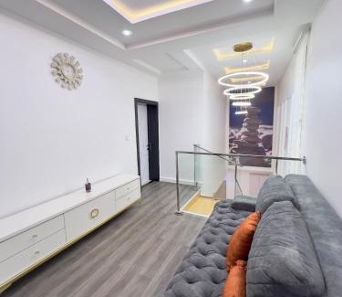 Karsana Apartamento | Luxury Smart 3-Bedroom Semi-Detached Apartment