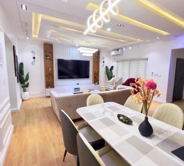 Karsana Apartamento | Luxury Smart 3-Bedroom Semi-Detached Apartment