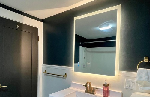 Rochester Casa | Luxury smart 3BR home- minutes to everywhere