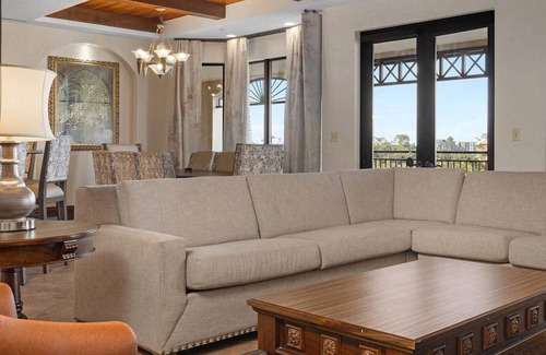 Lake Buena Vista Complejo | Luxury, Space, and Non-Stop Fun Near Disney World- Wyn. Bonnet Creek- 4 Bd. Pres