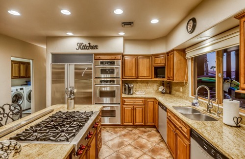 Lake Havasu City Casa | Retiro de la familia tranquila. AHORA RENTANDO 2020 INVIERNO 3 MES MIN $ 4850.