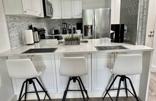 Wesley Chapel Condominio | Luxury – Spacious 3BR Ground-Floor Condo w/ Golf Views, Private Patio, PGA Golf & Tennis Community